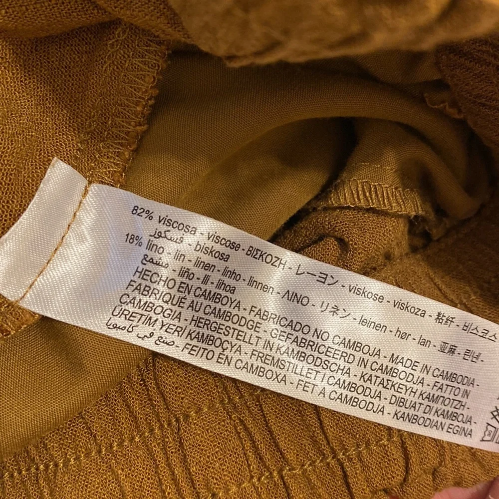 Zara High Waist Brown Shorts. Size XS